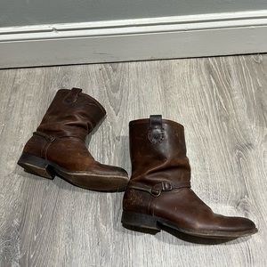 Brown Frye leather harness boots size 8.5 women’s